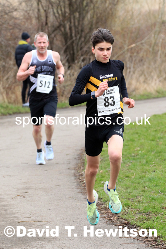 Senior men and veteran men over-40s NECAA Road Relay Champs., Hetton Lyons Park, Hetton le Hole, County Durham. Photo: David T. Hewitson/Sports for All Pics